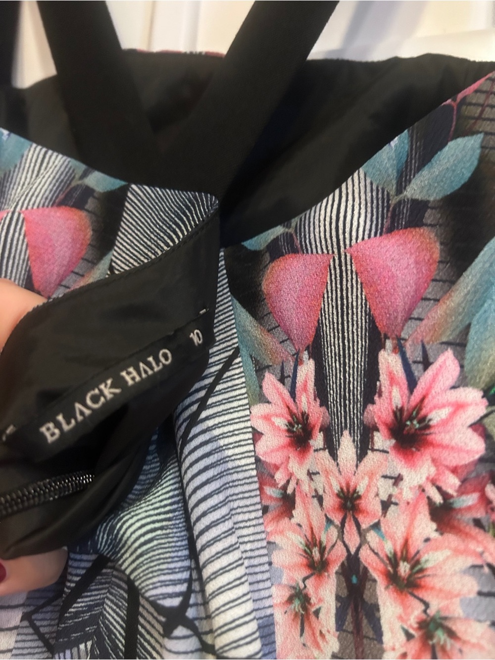 Black Halo Geometric Floral Cocktail Dress With Removable Straps Tropical Multi - Picture 5 of 7